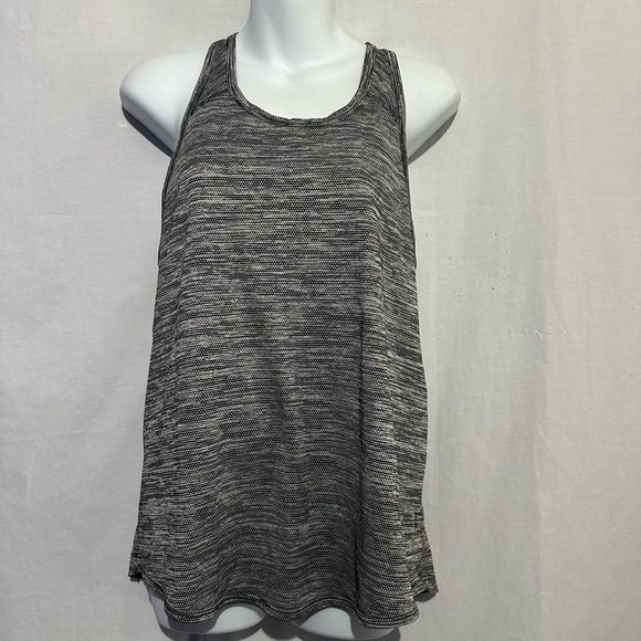 Danskin Tops - Danskin Now Black & White Workout Tank – Size M
